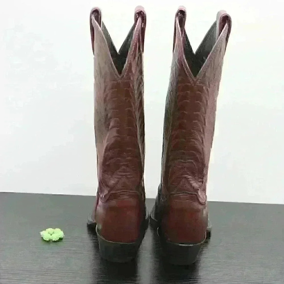 Justin Women's Cordovan Brown Leather Boots - Picture 5 of 10